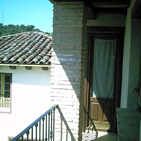 Ra Tenaja Bed & Breakfast 3*