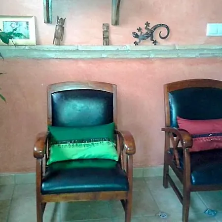 Ra Tenaja Bed & Breakfast Castillazuelo